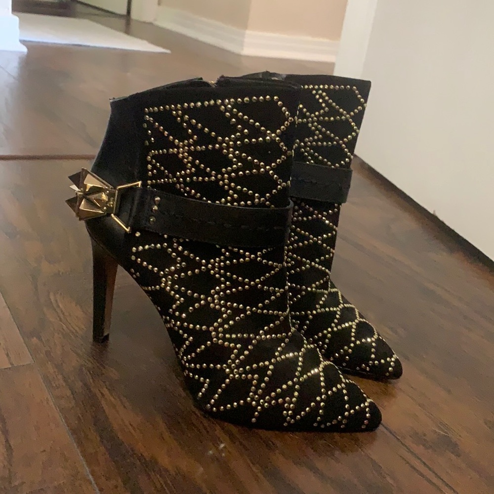 NWOB Sam Edelman Black and Gold Mila Jewel Booties